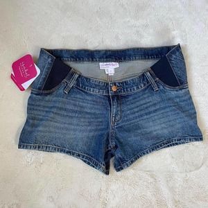 Maternty Jean Shorts Size 8 NWT
